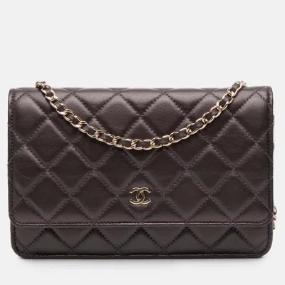 Pre-owned Chanel Brown Cc Quilted Lambskin Wallet On Chain
