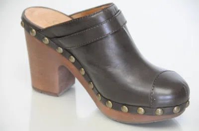 Pre-owned Chanel Brown Leather Cc Logo Clogs Platform Shoes 36.5