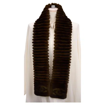 Pre-owned Chanel Brown Orylag Cc Scarf