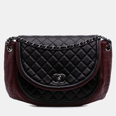 Pre-owned Chanel Burgundy Bicolor Quilted Lambskin Twist Crescent Flap