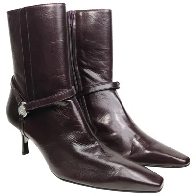 Pre-owned Chanel Burgundy Leather Ankle Boots In Red