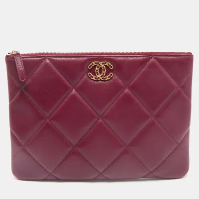 Pre-owned Chanel Burgundy Quilted Lambskin Leather Medium O Case Clutch