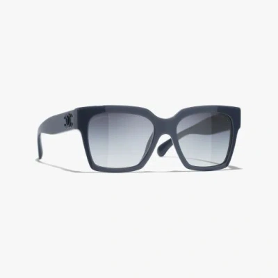 Chanel Butterfly Sunglasses In Black