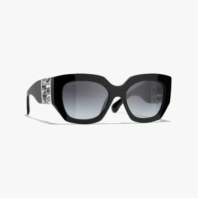 Chanel Butterfly Sunglasses In Black