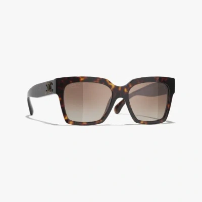 Chanel Butterfly Sunglasses In Tortoise