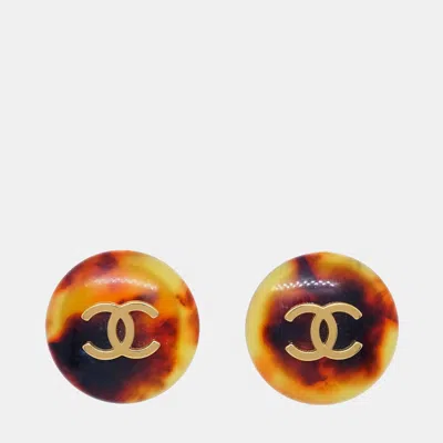 Pre-owned Chanel Button Earrings Clip-on Brown