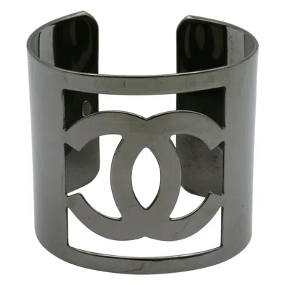 Pre-owned Chanel By Karl Lagerfeld Cut-out Cc Logo Ruthenium Cuff Bracelet, Autumn 2006 In Multi