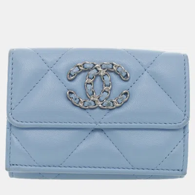 Pre-owned Chanel C19 Small Flap Wallet In Blue