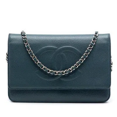 Pre-owned Chanel Calf Leather Cc Caviar Wallet On Chain In Blue