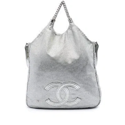 Pre-owned Chanel Calf Leather Large Metallic Glazed Calfskin Perforated Rodeo Drive Satchel In Silver