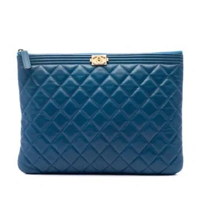 Pre-owned Chanel Calf Leather Medium Quilted Caviar Boy O Case Clutch In Blue