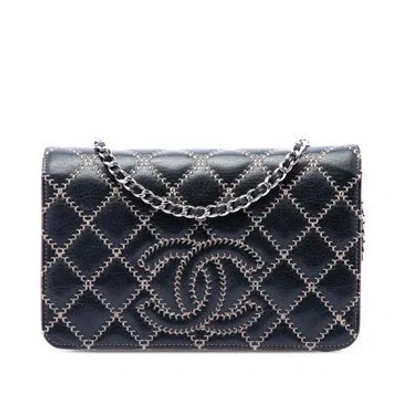 Pre-owned Chanel Calf Leather Stitched Cc Quilted Calfskin Wallet On Chain In Black