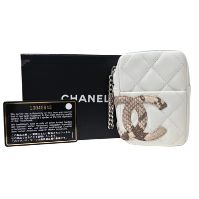 Pre-owned Chanel Cambon Leather Clutch Bag () In White