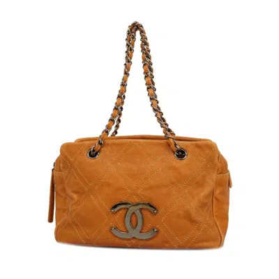 Pre-owned Chanel Camel Leather Shoulder Bag ()
