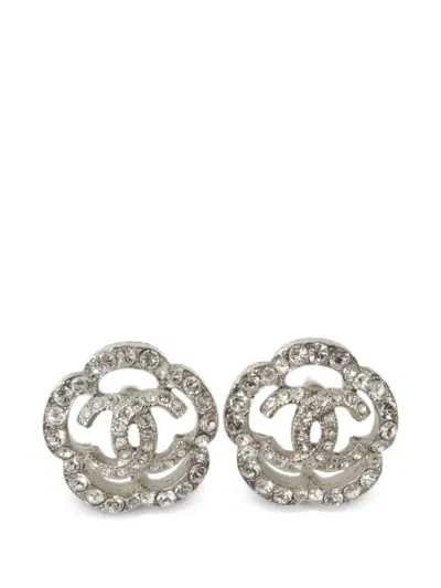 Pre-owned Chanel Camélia Earrings In Silver