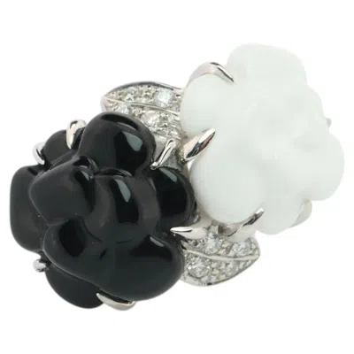 Pre-owned Chanel Camelia Ring. Genuine  18k 750 Camelia Onyx Chalcedony Ring. In Black