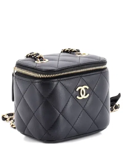 Pre-owned Chanel Camellia Bow Vanity Case With Chain Quilted Lambskin Mini Crossbody Bag In Black