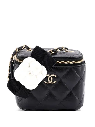 Pre-owned Chanel Camellia Bow Vanity Case With Chain Quilted Lambskin Mini Crossbody Bag In Black