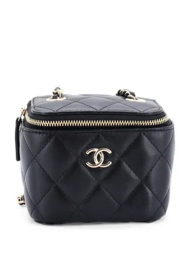 Pre-owned Chanel Camellia Bow Vanity Case With Chain Quilted Lambskin Mini Crossbody Bag In Black