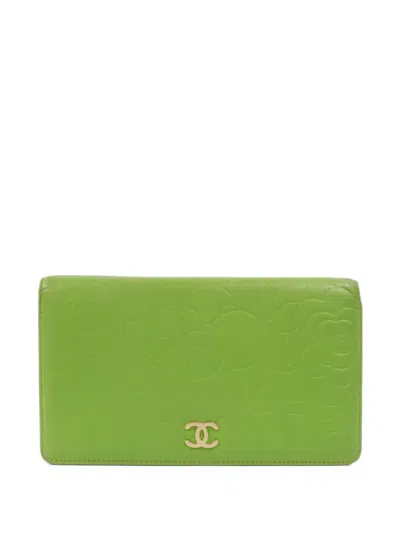 Pre-owned Chanel Camellia Cc Turn-lock Wallet In Green