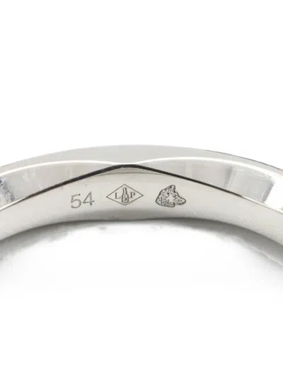 Pre-owned Chanel Camellia Curved Ring In 银色