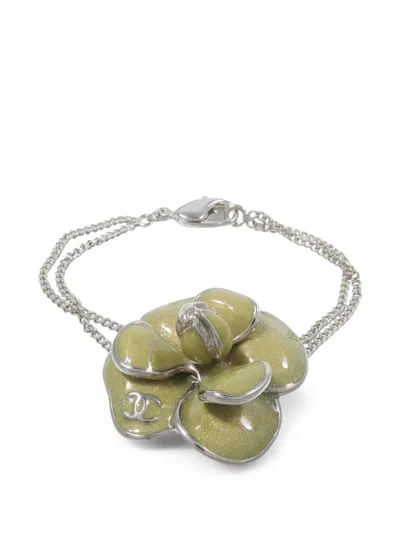 Pre-owned Chanel Camellia Flower Cc Bracelet In Silver