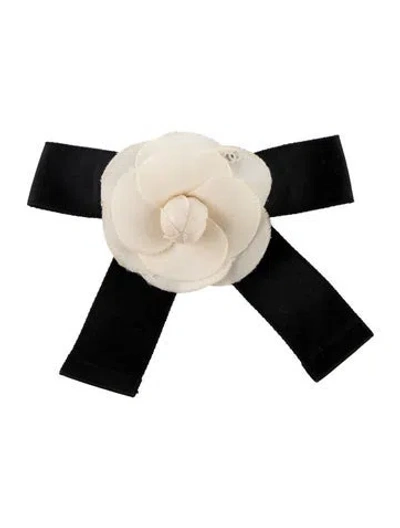 Pre-owned Chanel Camellia Hair Clip In Black