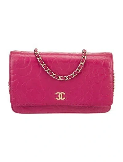 Pre-owned Chanel Camellia Wallet On Chain In Pink