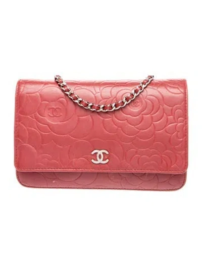 Pre-owned Chanel Camellia Wallet On Chain In Red