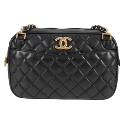 Pre-owned Chanel Camera Leather Shoulder Bag () In Black