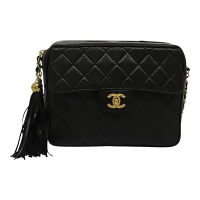 Pre-owned Chanel Camera Leather Shoulder Bag () In Black