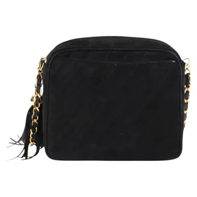 Pre-owned Chanel Camera Suede Shoulder Bag () In Black
