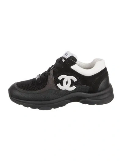Pre-owned Chanel Canvas Colorblock Pattern Sneakers In Black