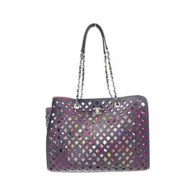 Pre-owned Chanel Canvas Handbag () In Blue