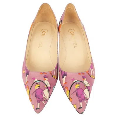 Pre-owned Chanel Canvas Pumps In Sand