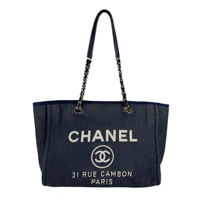 Pre-owned Chanel Canvas Shoulder Bag () In Blue