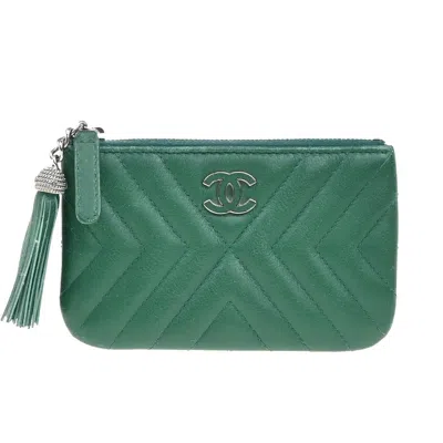 Pre-owned Chanel Card Case Leather Green Leather Clutche & Pouche Bag ()
