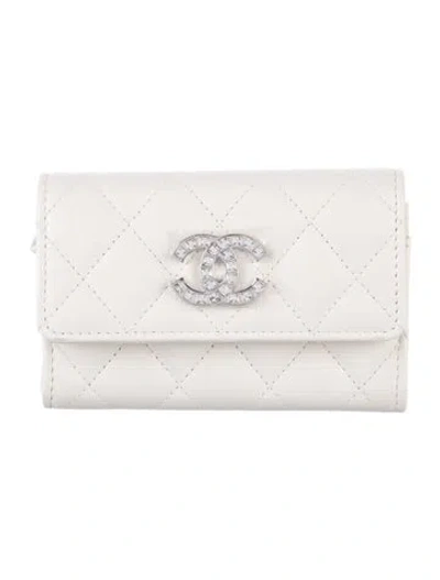 Pre-owned Chanel Card Holder Flap Interlocking Cc Logo Trifold Wallet In White