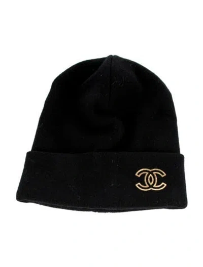 Pre-owned Chanel Cashmere Cc Beanie In Black
