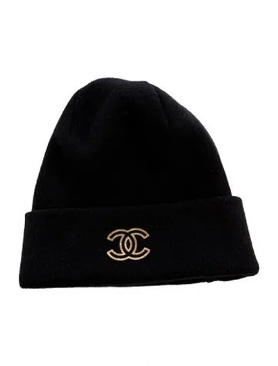 Pre-owned Chanel Cashmere Cc Beanie In Black