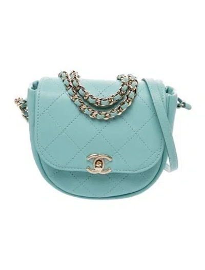 Pre-owned Chanel Casual Trip Messenger In Blue