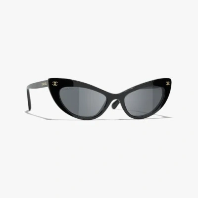 Chanel Cat Eye Sunglasses In Black