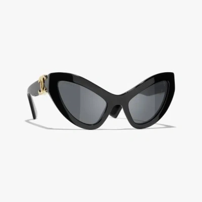 Chanel Cat Eye Sunglasses In Black