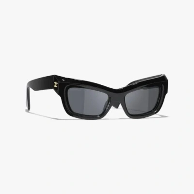 Chanel Cat Eye Sunglasses In Black