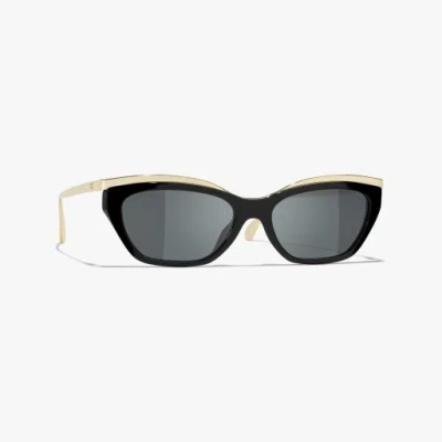 Chanel Cat Eye Sunglasses In Black