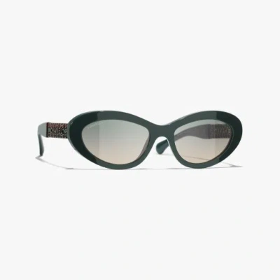Chanel Cat Eye Sunglasses In Dark Green & Green 