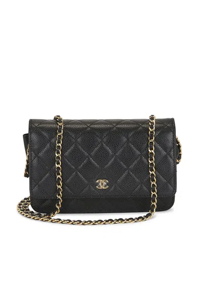 Pre-owned Chanel Caviar Classic Wallet On Chain In Black