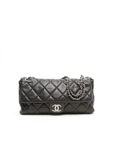 Pre-owned Chanel Caviar Jumbo Easy Flap Bag In Black