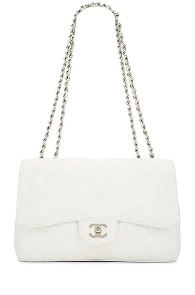 Pre-owned Chanel Jumbo White Caviar Leather Bag