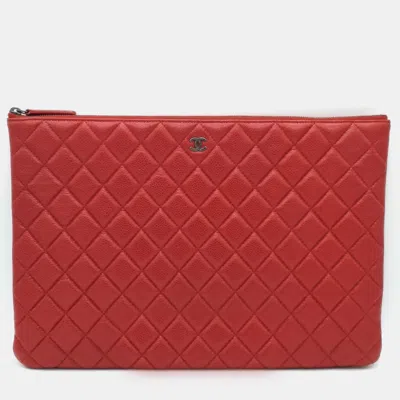 Pre-owned Chanel Caviar Large Clutch In Red